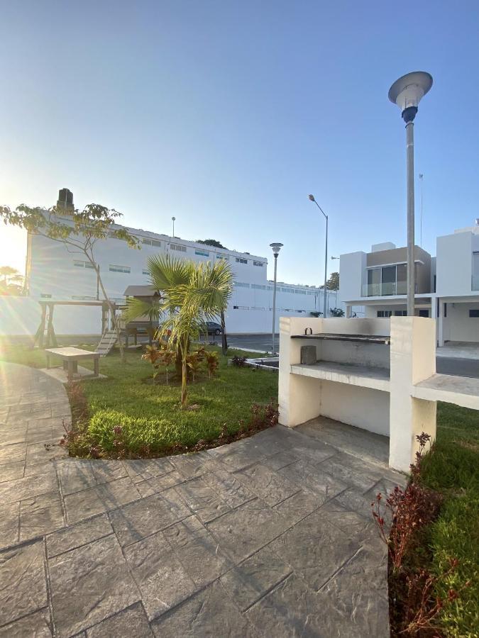 Вилла Casa Familiar Cerca De La Playa Con Terraza Privada Канкун Экстерьер фото